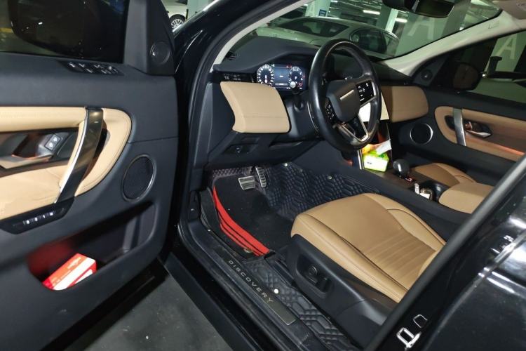 Used Land Rover Discovery Sport 2024 Performance Tech Edition Driver Seat