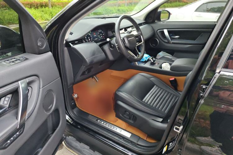 Used Land Rover Discovery Sport 2024 Luxury Custom Edition Driver Seat