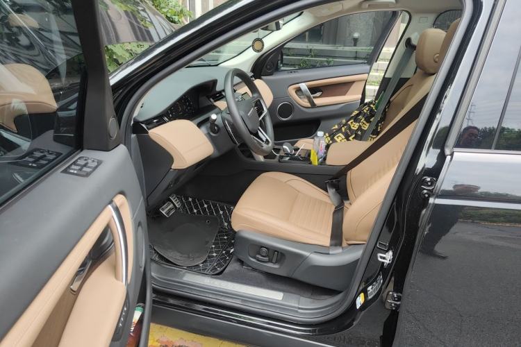 Used Land Rover Discovery Sport 2024 Performance Tech Edition Driver Seat