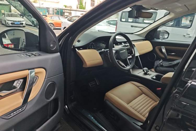 Used Land Rover Discovery Sport 2024 Performance Tech Edition Driver Seat