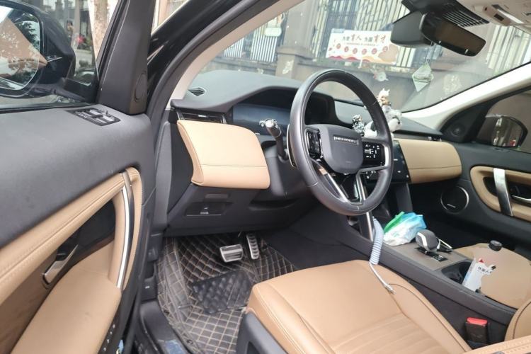 Used Land Rover Discovery Sport 2024 Luxury Custom Edition Driver Seat