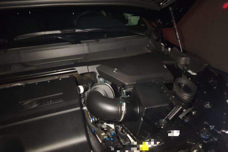 Used Land Rover Discovery Sport 2024 Performance Tech Edition Engine Bay Left