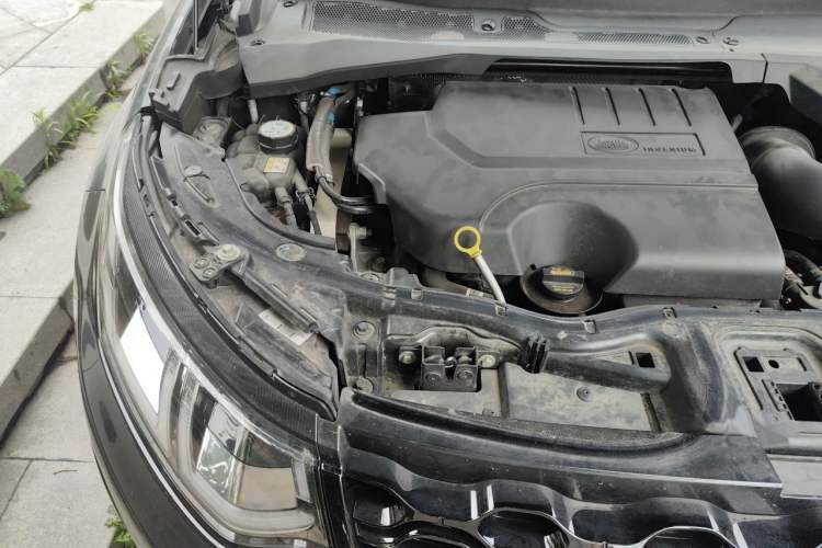 Used Land Rover Discovery Sport 2024 Performance Tech Edition Engine Bay Right