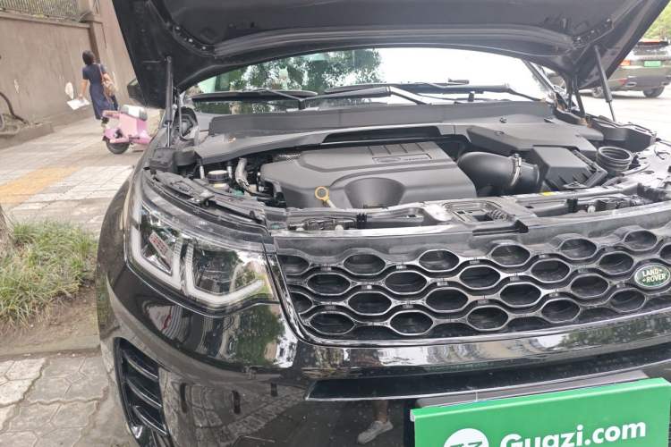 Used Land Rover Discovery Sport 2024 Luxury Custom Edition Engine Bay Right