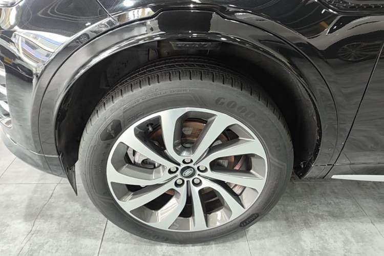 Used Land Rover Discovery Sport 2024 Performance Tech Edition Exterior 2