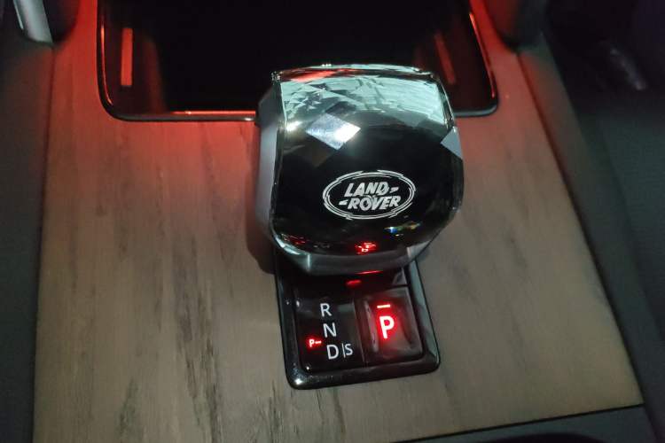 Used Land Rover Discovery Sport 2024 Performance Tech Edition Gear Lever