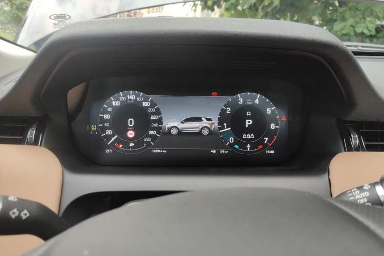 Used Land Rover Discovery Sport 2024 Performance Tech Edition Instrument Cluster