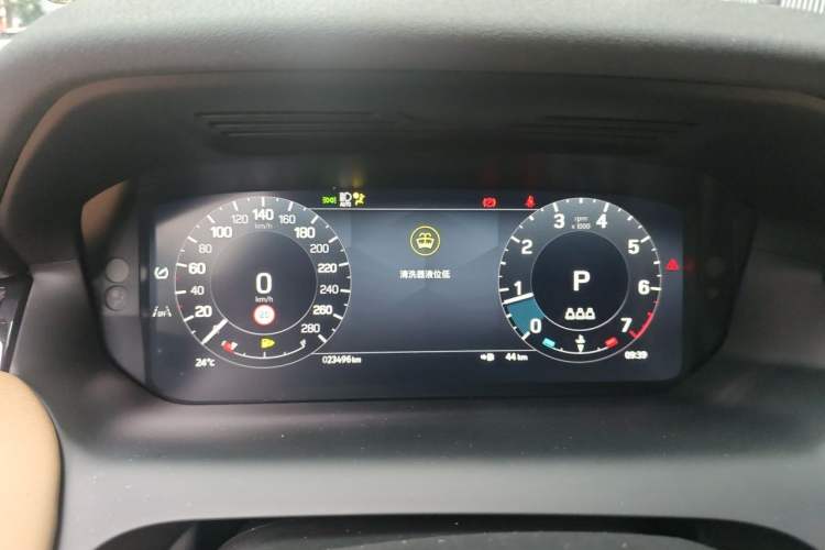 Used Land Rover Discovery Sport 2024 Luxury Custom Edition Instrument Cluster
