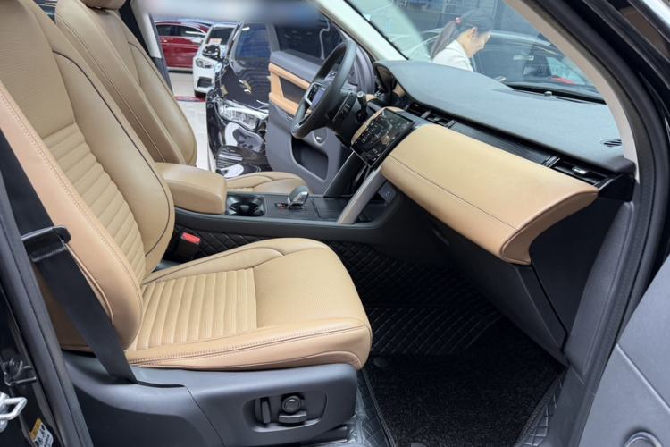 Used Land Rover Discovery Sport 2024 Luxury Custom Edition Interior 2