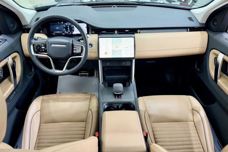 Used Land Rover Discovery Sport 2024 Luxury Custom Edition Interior 4
