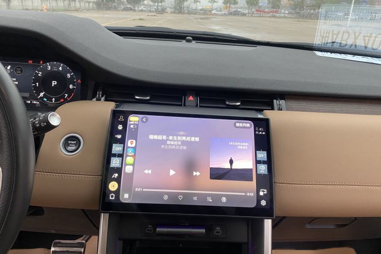 Used Land Rover Discovery Sport 2024 Performance Tech Edition Interior 5