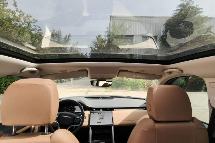 Used Land Rover Discovery Sport 2024 Luxury Custom Edition Interior 5