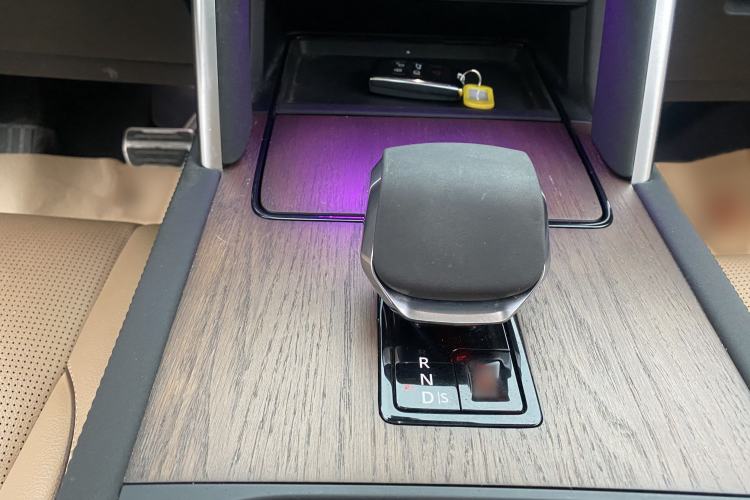 Used Land Rover Discovery Sport 2024 Performance Tech Edition Interior 6