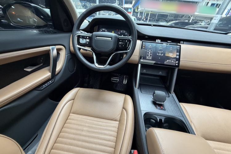 Used Land Rover Discovery Sport 2024 Luxury Custom Edition Interior 9