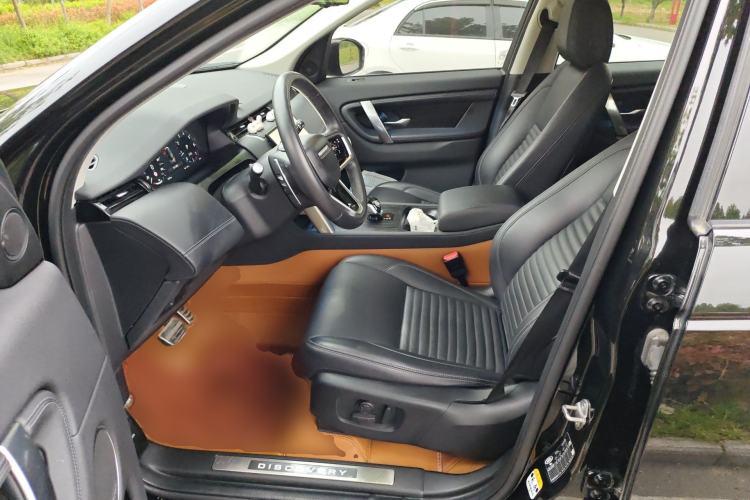 Used Land Rover Discovery Sport 2024 Luxury Custom Edition Left Front Seat