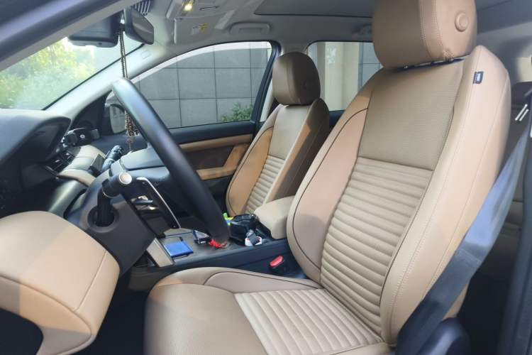 Used Land Rover Discovery Sport 2024 Performance Tech Edition Left Front Seat