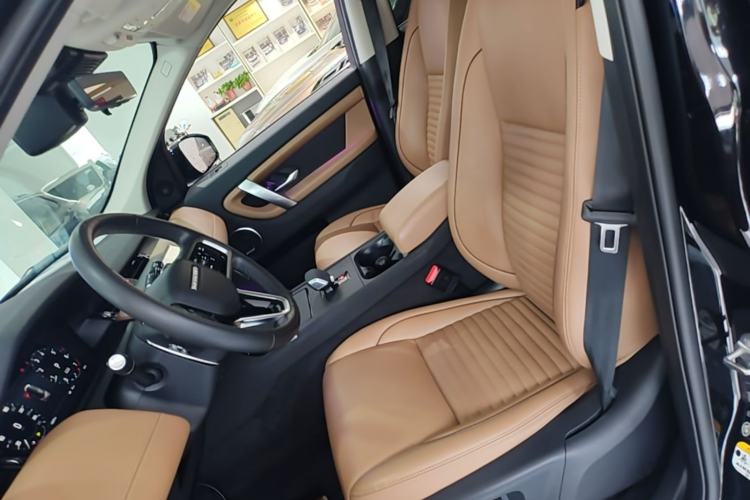 Used Land Rover Discovery Sport 2024 Luxury Custom Edition Left Front Seat