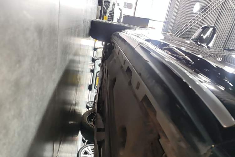 Used Land Rover Discovery Sport 2024 Performance Tech Edition Left Side Sill