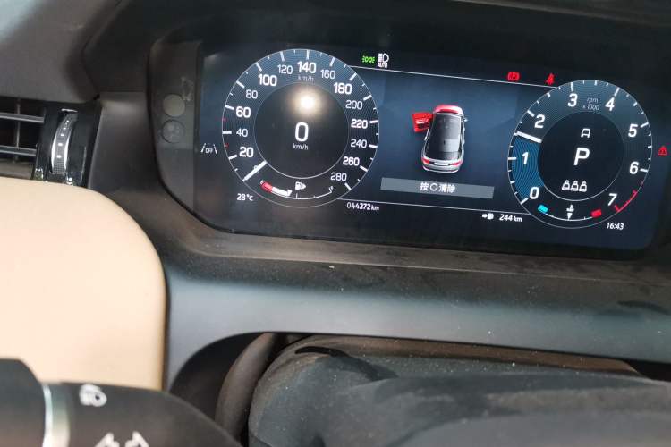 Used Land Rover Discovery Sport 2024 Performance Tech Edition Odometer Close Up