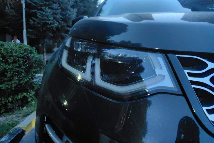 Used Land Rover Discovery Sport 2024 Performance Tech Edition Right Front Headlight