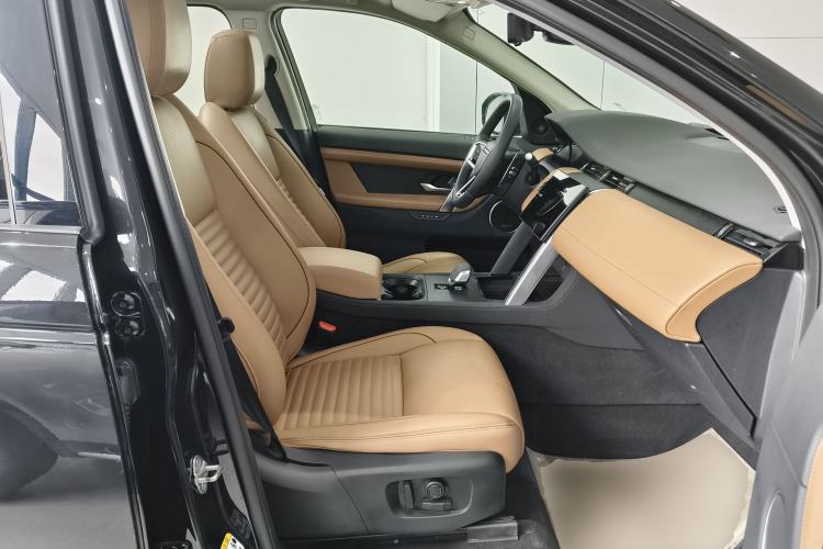 Used Land Rover Discovery Sport 2024 Luxury Custom Edition Right Front Seat