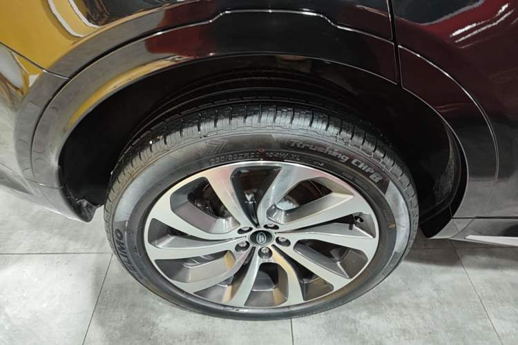 Used Land Rover Discovery Sport 2024 Performance Tech Edition Right Rear Wheel Hub