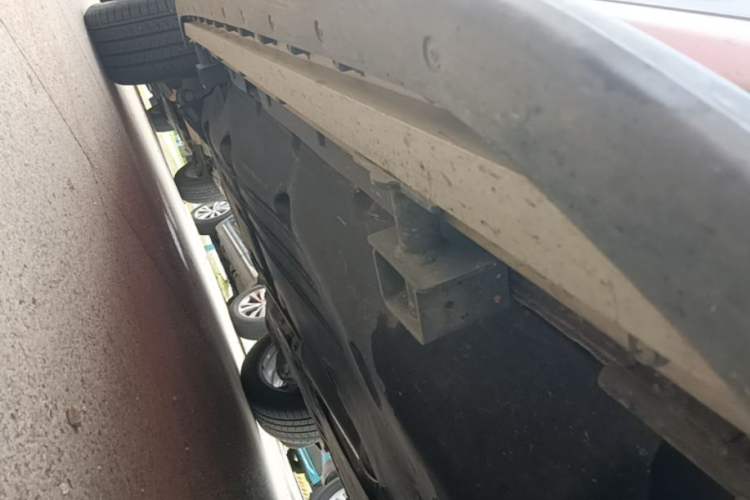 Used Land Rover Discovery Sport 2024 Performance Tech Edition Right Side Sill