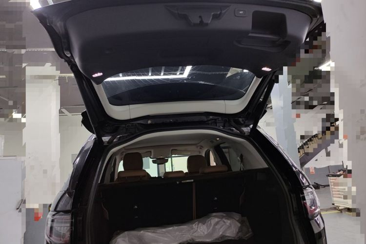 Used Land Rover Discovery Sport 2024 Performance Tech Edition Trunk