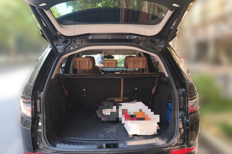 Used Land Rover Discovery Sport 2024 Luxury Custom Edition Trunk