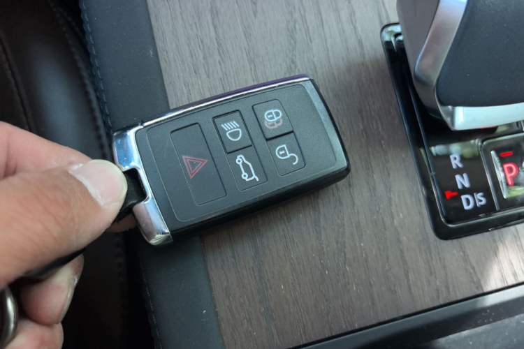 Used Land Rover Discovery Sport 2024 Performance Tech Edition Vehicle Key