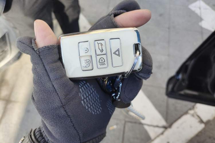 Used Land Rover Discovery Sport 2024 Performance Tech Edition Vehicle Key