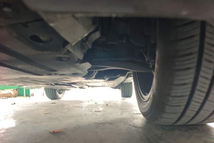 Used Land Rover Discovery Sport 2024 Luxury Custom Edition Chassis Front Left