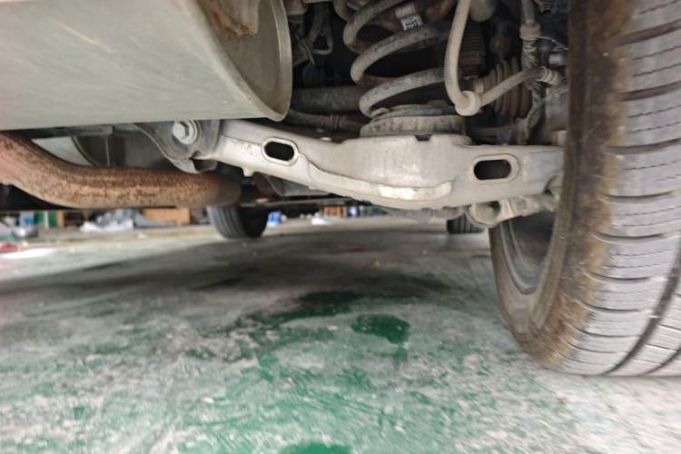 Used Land Rover Discovery Sport 2024 Luxury Custom Edition Chassis Rear Right