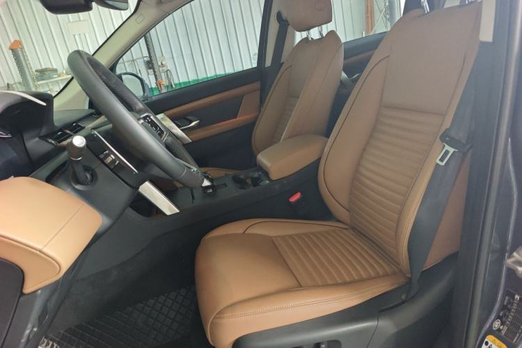 Used Land Rover Discovery Sport 2024 Luxury Custom Edition Left Front Seat