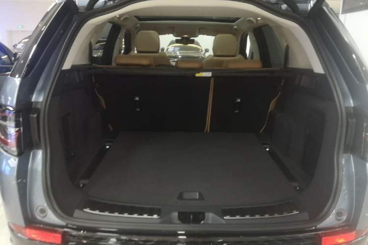 Used Land Rover Discovery Sport 2024 Performance Tech Edition Trunk