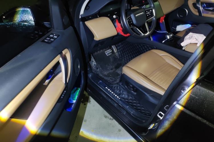 Used Land Rover Discovery Sport 2024 Luxury Custom Edition Driver Seat