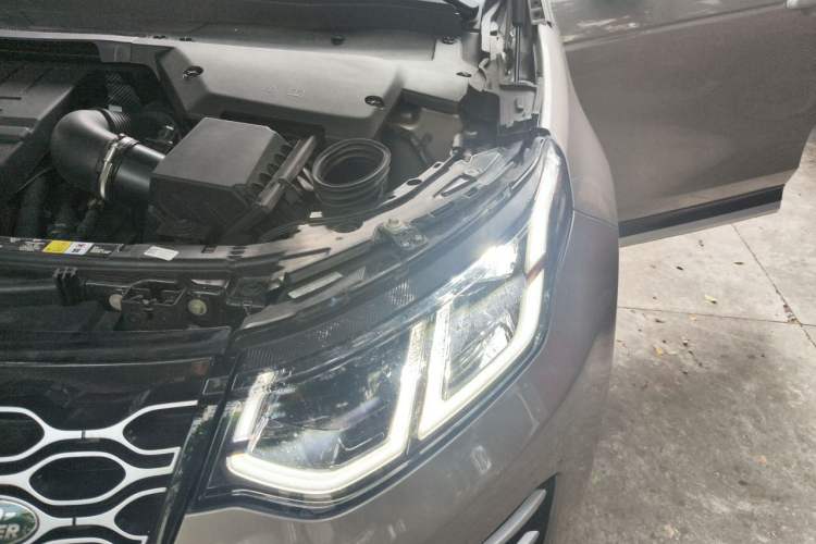 Used Land Rover Discovery Sport 2024 Luxury Custom Edition Engine Bay Left