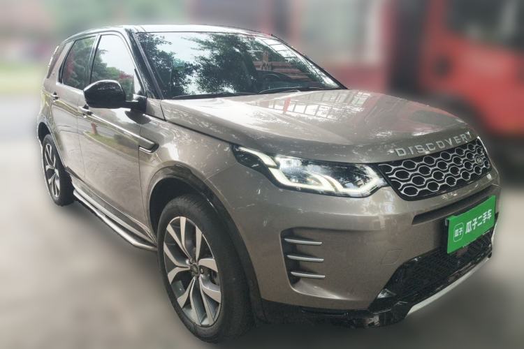 Used Land Rover Discovery Sport 2024 Luxury Custom Edition Front Right 45 Deg