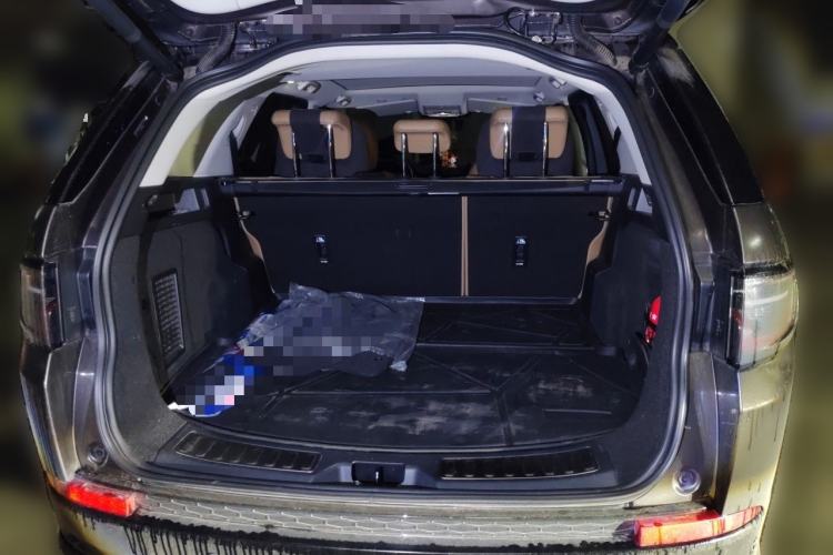 Used Land Rover Discovery Sport 2024 Luxury Custom Edition Trunk
