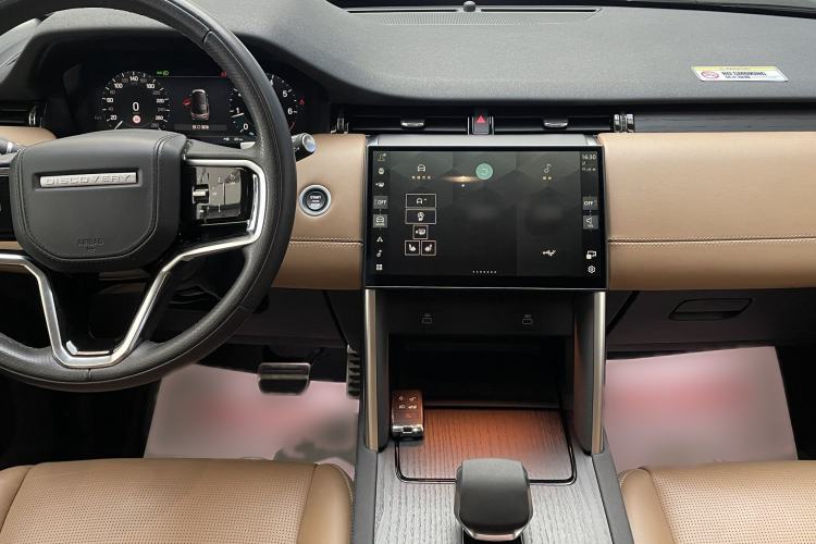 Used Land Rover Discovery Sport 2024 Luxury Custom Edition Audio And AC Panel