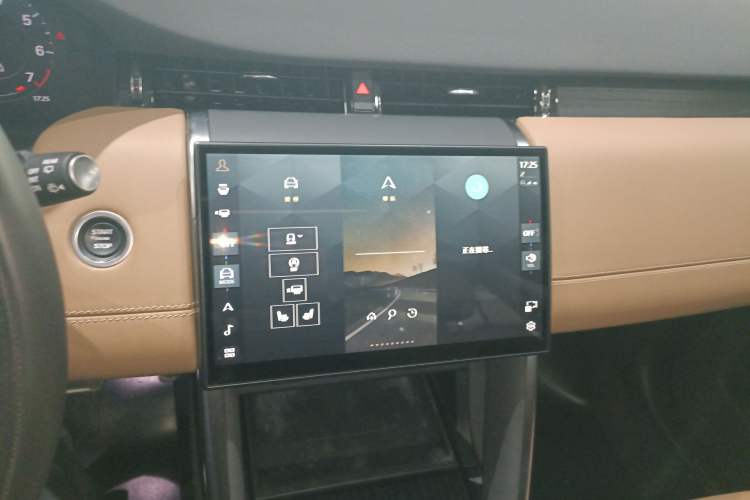 Used Land Rover Discovery Sport 2024 Luxury Custom Edition Audio And AC Panel