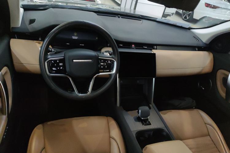 Used Land Rover Discovery Sport 2024 Luxury Custom Edition Center Console