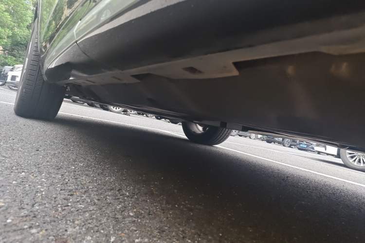 Used Land Rover Discovery Sport 2024 Luxury Custom Edition Chassis Rear Left