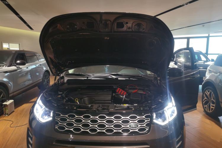 Used Land Rover Discovery Sport 2024 Luxury Custom Edition Engine Bay