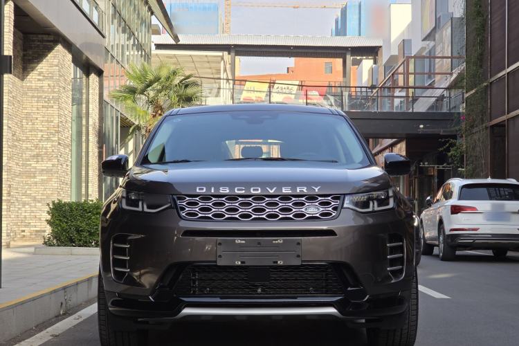 Used Land Rover Discovery Sport 2024 Luxury Custom Edition Exterior 2