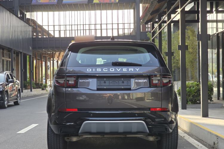Used Land Rover Discovery Sport 2024 Luxury Custom Edition Exterior 4