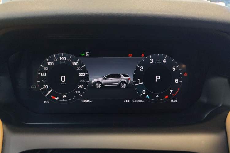 Used Land Rover Discovery Sport 2024 Luxury Custom Edition Instrument Cluster