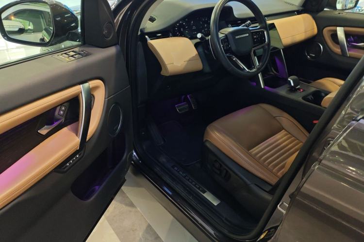 Used Land Rover Discovery Sport 2024 Luxury Custom Edition Interior 3
