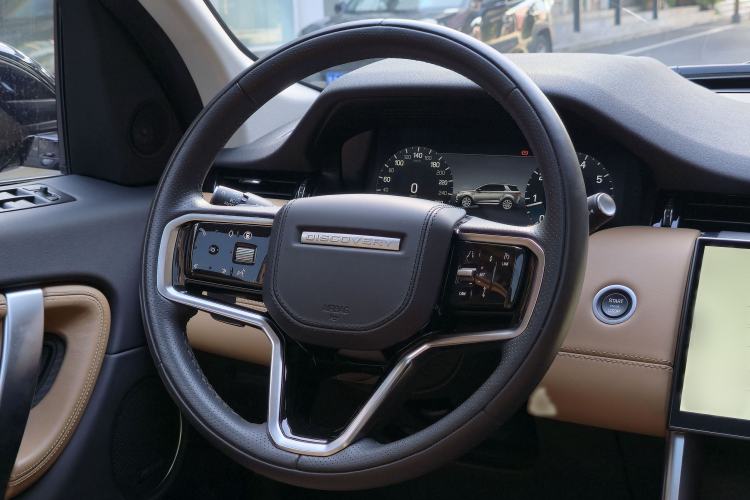 Used Land Rover Discovery Sport 2024 Luxury Custom Edition Interior 3