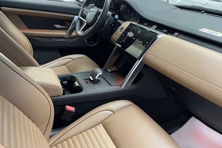 Used Land Rover Discovery Sport 2024 Luxury Custom Edition Interior 5